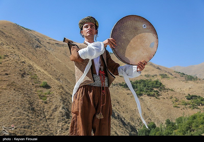 اجتماع بزرگ دف نوازان در کردستان