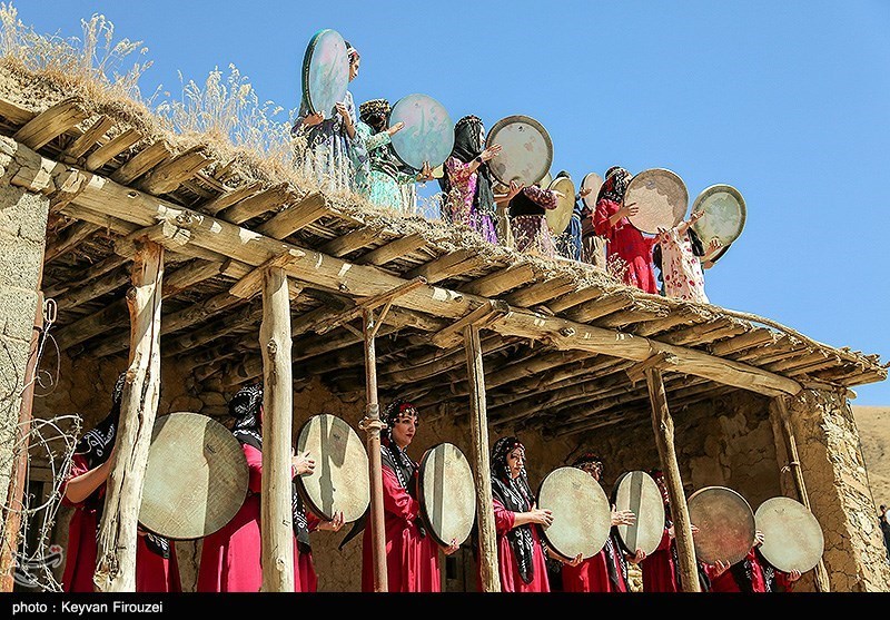 اجتماع بزرگ دف نوازان در کردستان