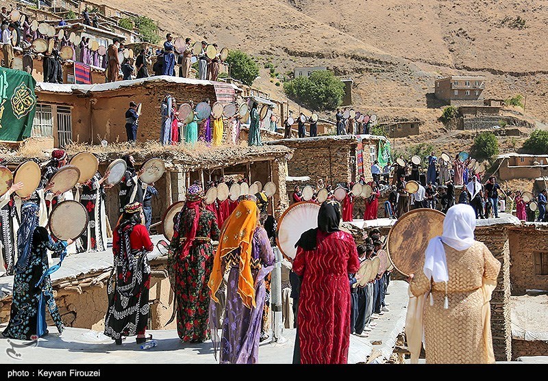اجتماع بزرگ دف نوازان در کردستان