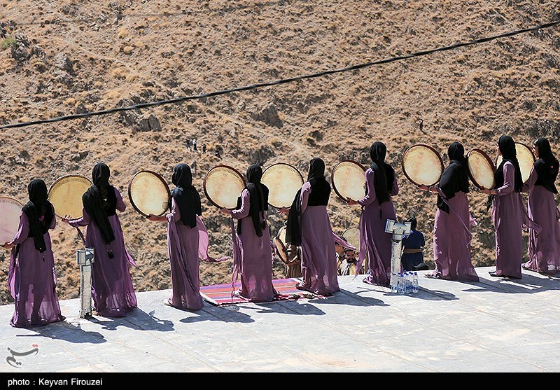 اجتماع بزرگ دف نوازان در کردستان