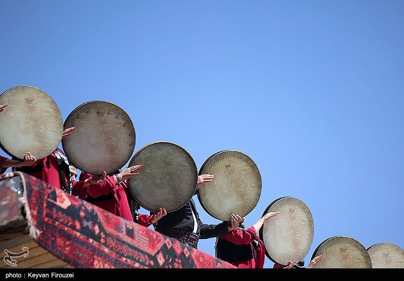 اجتماع بزرگ دف نوازان در کردستان