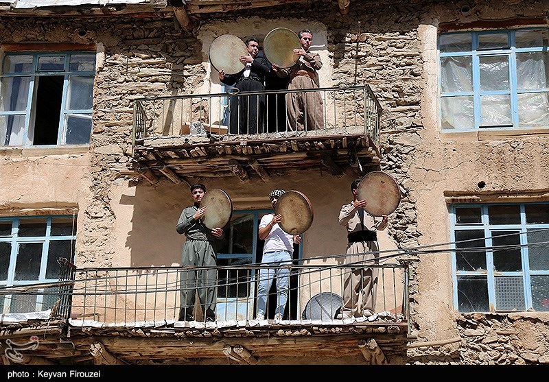 اجتماع بزرگ دف نوازان در کردستان