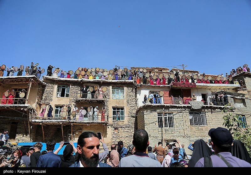 اجتماع بزرگ دف نوازان در کردستان