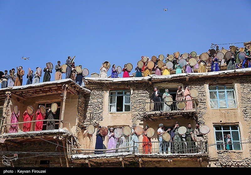 اجتماع بزرگ دف نوازان در کردستان