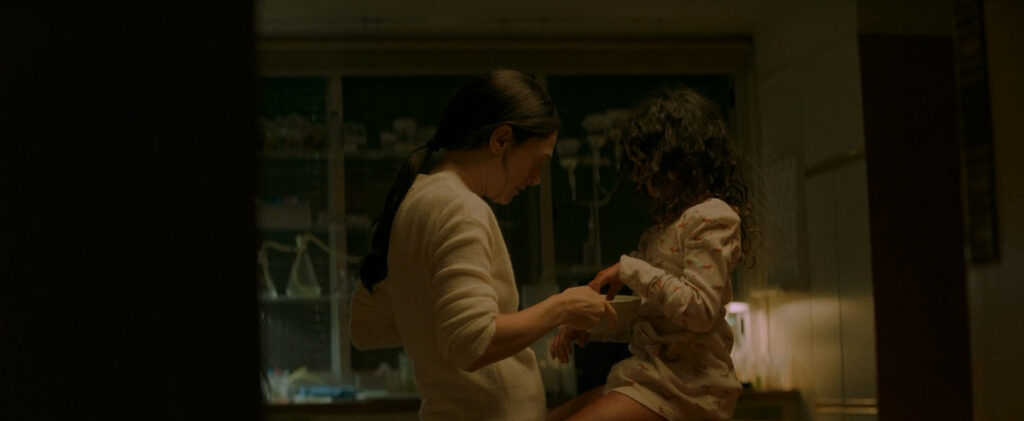 نقد فیلم Birth/Rebirth - زهر مادرانگی 11 Birth/Rebirth