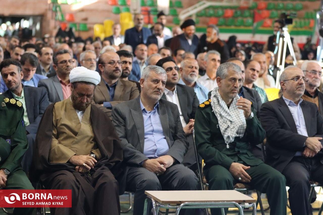 برگزاری یادواره ۶۵۰ شهید والامقام شهرستان لاهیجان برگزاری یادواره ۶۵۰ شهید والامقام شهرستان لاهیجان