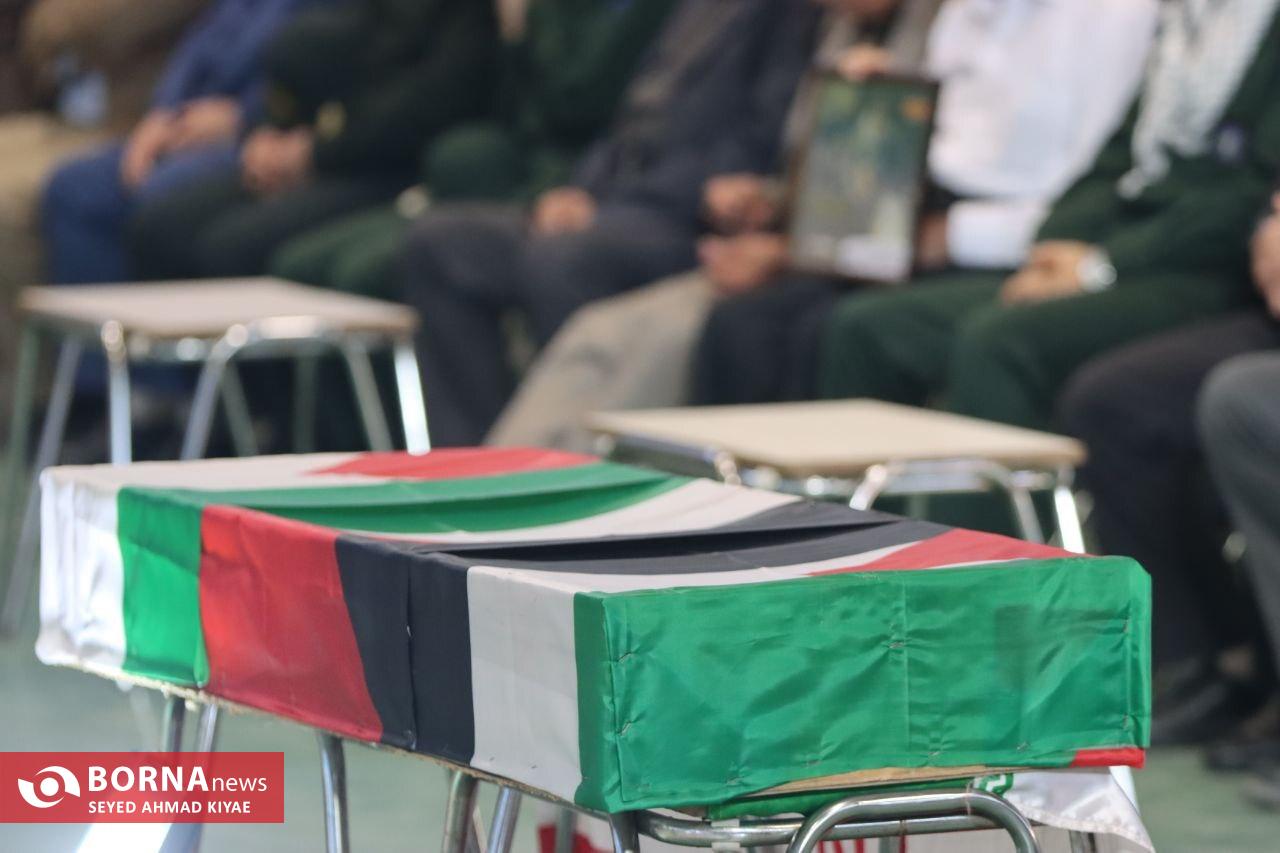 برگزاری یادواره ۶۵۰ شهید والامقام شهرستان لاهیجان برگزاری یادواره ۶۵۰ شهید والامقام شهرستان لاهیجان