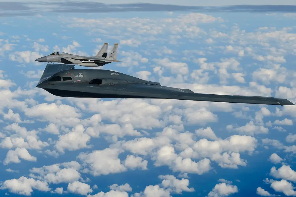 نیروی هوایی آمریکا چند بمب افکن دارد؟ 2 1705553704 431 نیروی هوایی آمریکا چند بمب افکن دارد؟.webp