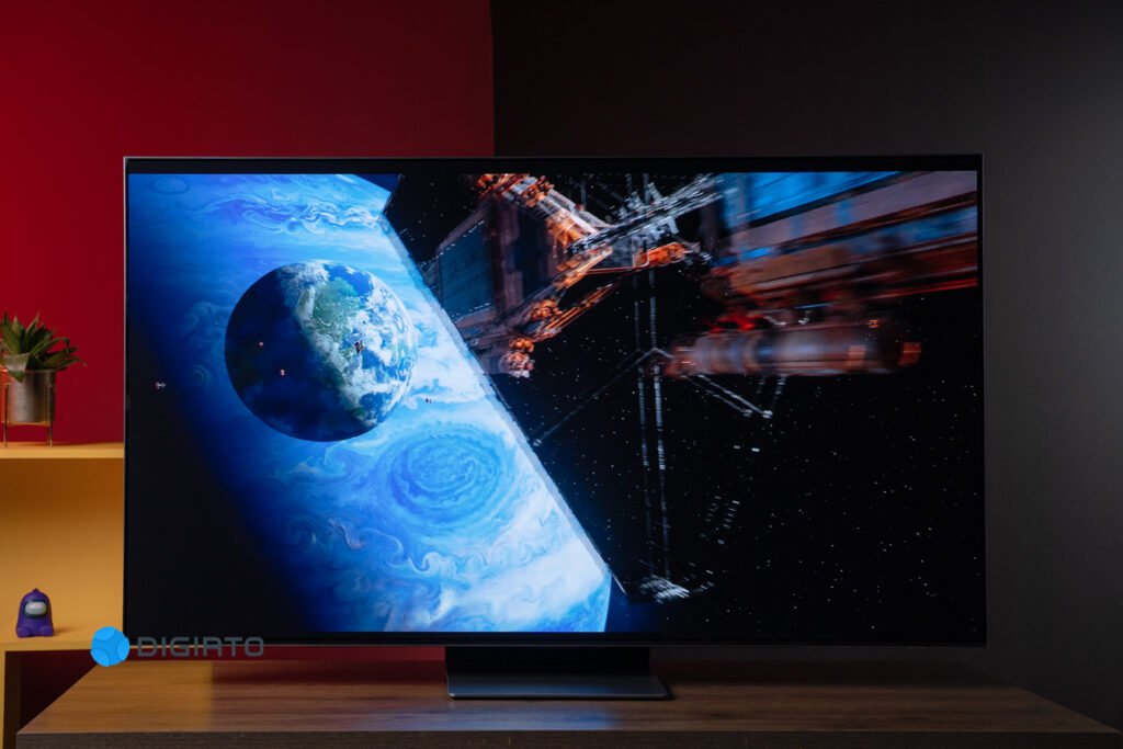 بازدید تلویزیون اولد سامسونگ S95B؛ قابی از کیفیت 8 بررسی تلویزیون اولد سامسونگ S95B