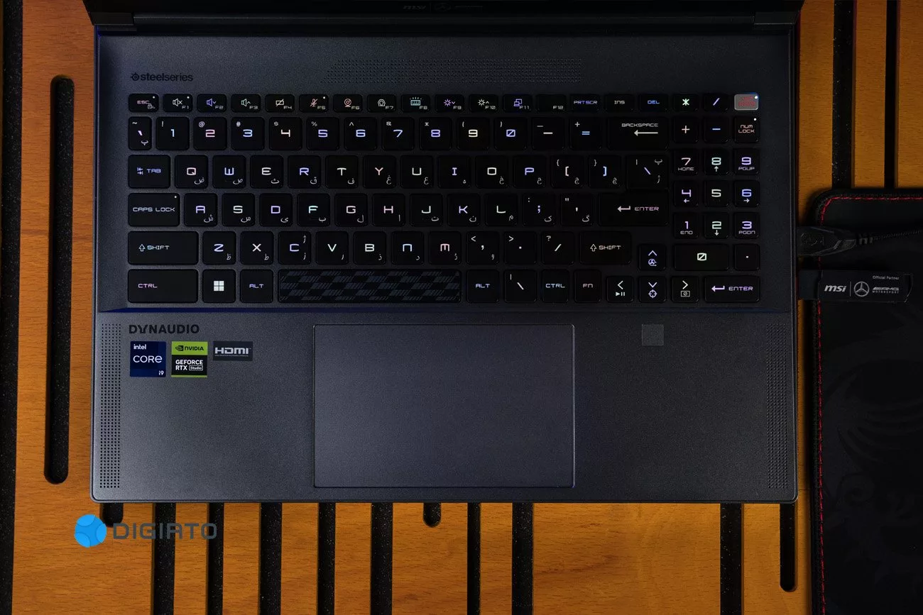 بازدید لپ تاپ MSI استلث ۱۶ نسخه اختصاصی مرسدس بنز 3 بررسی لپ تاپ MSI Stealth 16 مرسدس بنز