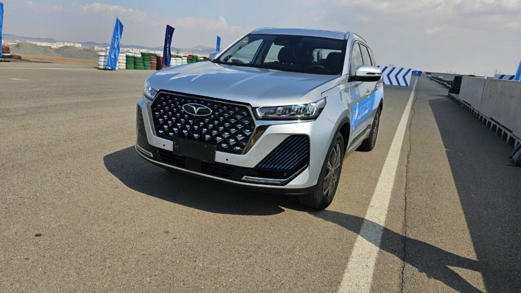 توانایی رانندگی با تیگو 7 پرو هیبرید، خودرویی دلنشین برای گروه بزرگی از مشتریان 3 مدیران خودرو