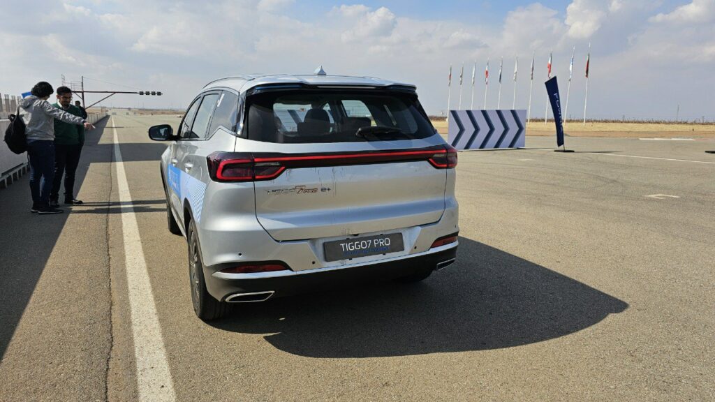 توانایی رانندگی با تیگو 7 پرو هیبرید، خودرویی دلنشین برای گروه بزرگی از مشتریان 2 تیگو 7 پرو هیبرید