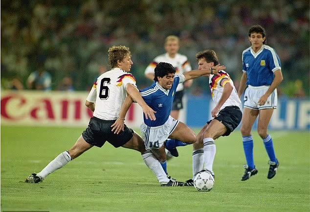 ستاره های آلمانی که در سال ۱۹۹۰ قهرمان جام جهانی شدند الان کجا می باشند؟ 7 ستاره های آلمانی که در سال ۱۹۹۰ قهرمان جام جهانی شدند الان کجا هستند؟