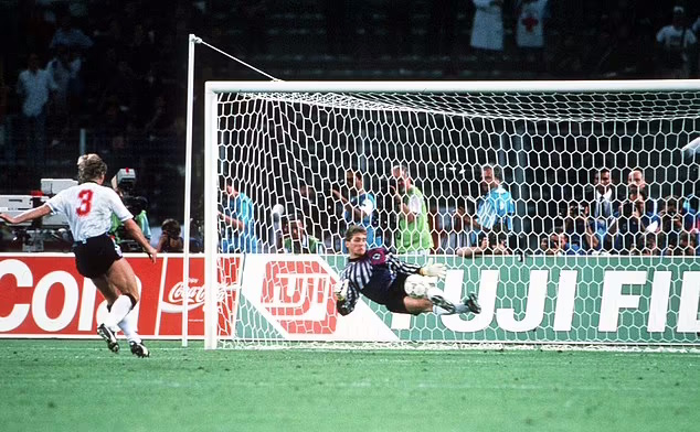 ستاره های آلمانی که در سال ۱۹۹۰ قهرمان جام جهانی شدند الان کجا می باشند؟ 1 ستاره های آلمانی که در سال ۱۹۹۰ قهرمان جام جهانی شدند الان کجا هستند؟