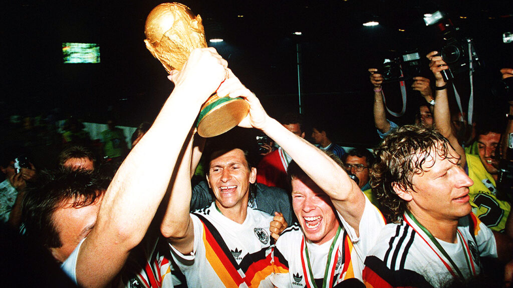 ستاره های آلمانی که در سال ۱۹۹۰ قهرمان جام جهانی شدند الان کجا می باشند؟ 4 ستاره های آلمانی که در سال ۱۹۹۰ قهرمان جام جهانی شدند الان کجا هستند؟