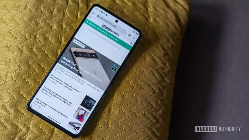 بهترین گوشی گیمینگ | زمستان ۱۴۰۲ 70 گوشی گیمینگ موتورولا مدل EDGE 20 PRO