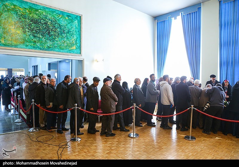 وجود هنرمندان پای صندوق رای به روایت عکس 16 تالار وحدت , تخلفات انتخاباتی ,