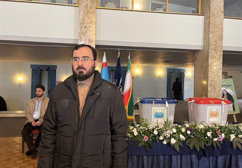 وجود هنرمندان پای صندوق رای به روایت عکس 29 تالار وحدت , تخلفات انتخاباتی ,