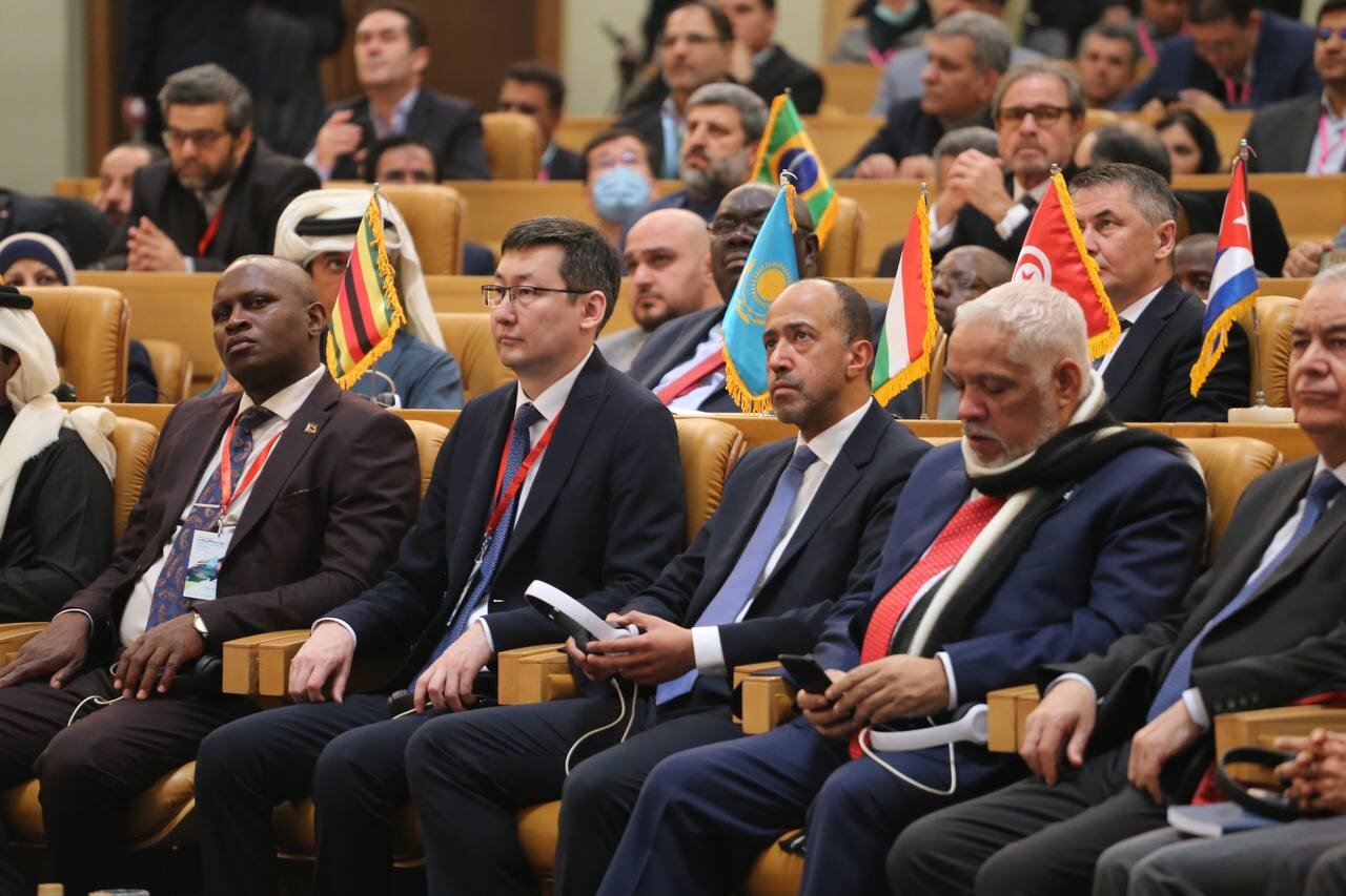 دقت به نهاد خانواده در نظام سلامت جوامع - غروب شهر 1 توجه به نهاد خانواده در نظام سلامت کشورها