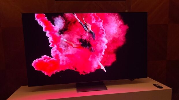 بهترین تلویزیون های گیمینگ | برترین مانتیورهای مناسب بازی 2024 4 تصویری از نمایشگر گیمینگ سامسونگ