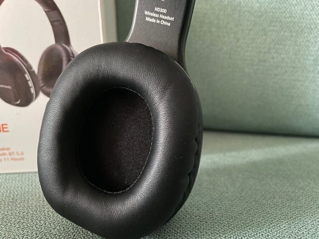 ۱۰ مدل از بهترین هدفون گیمینگ تا ۲ میلیون_غروب شهر 22 هدست گیمینگ لنوو مدل HD300