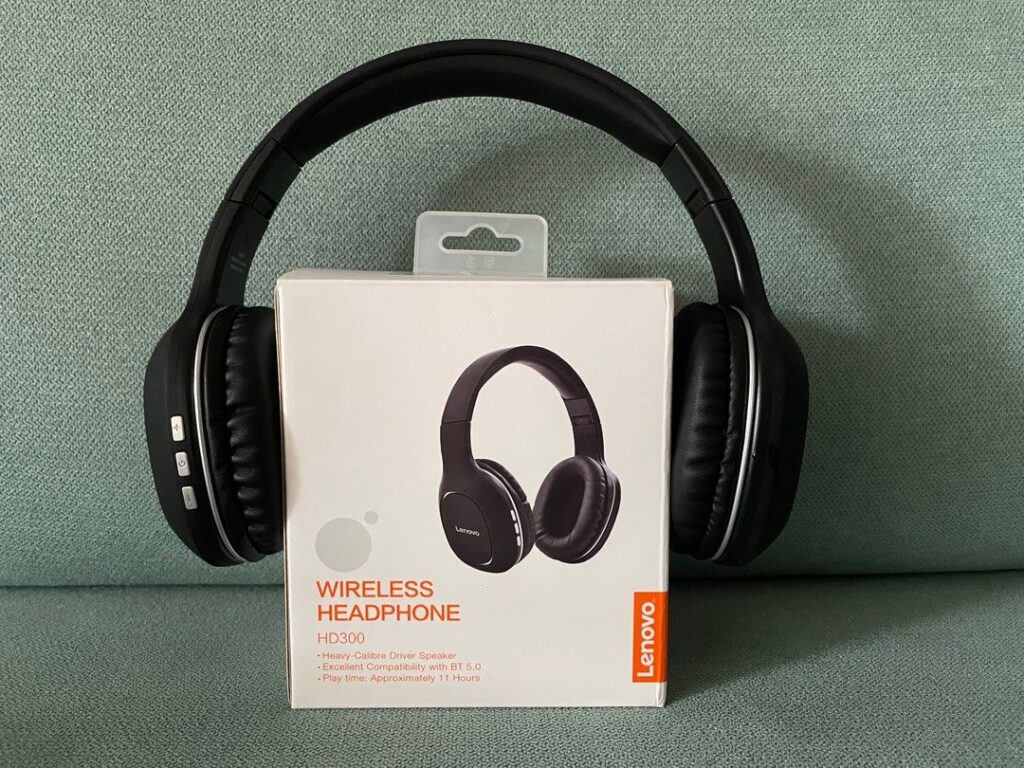 ۱۰ مدل از بهترین هدفون گیمینگ تا ۲ میلیون_غروب شهر 18 هدست گیمینگ لنوو مدل HD300
بهترین هدفون گیمینگ تا ۲ میلیون