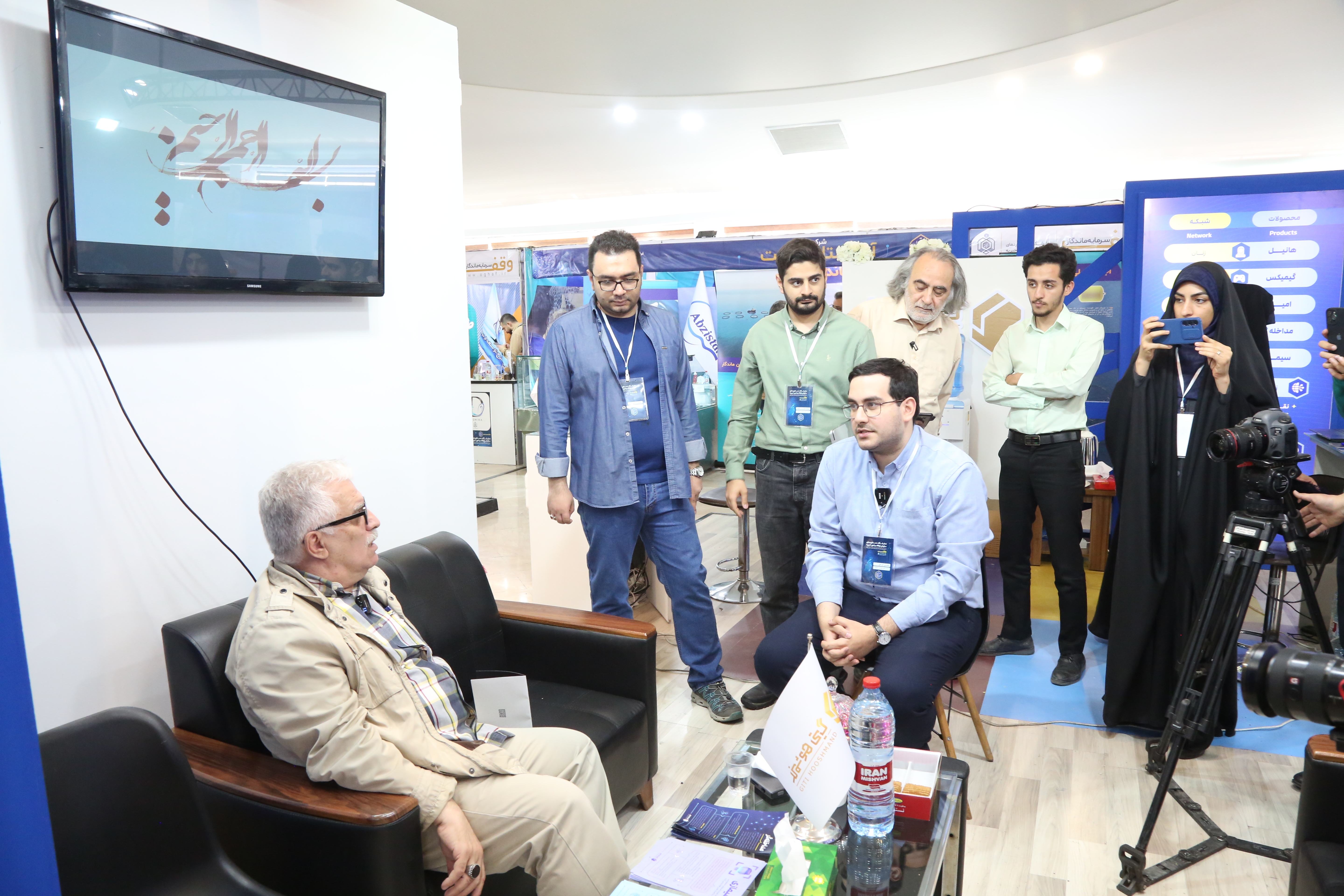 برنا گزارش می دهد: نمایشگاهی از اقتصاد دریا پایه تا تولید تجهیزات پزشکی و تلاش برای امنیت غذایی کشور برنا گزارش می دهد: نمایشگاهی از اقتصاد دریا پایه تا تولید تجهیزات پزشکی و تلاش برای امنیت غذایی کشور