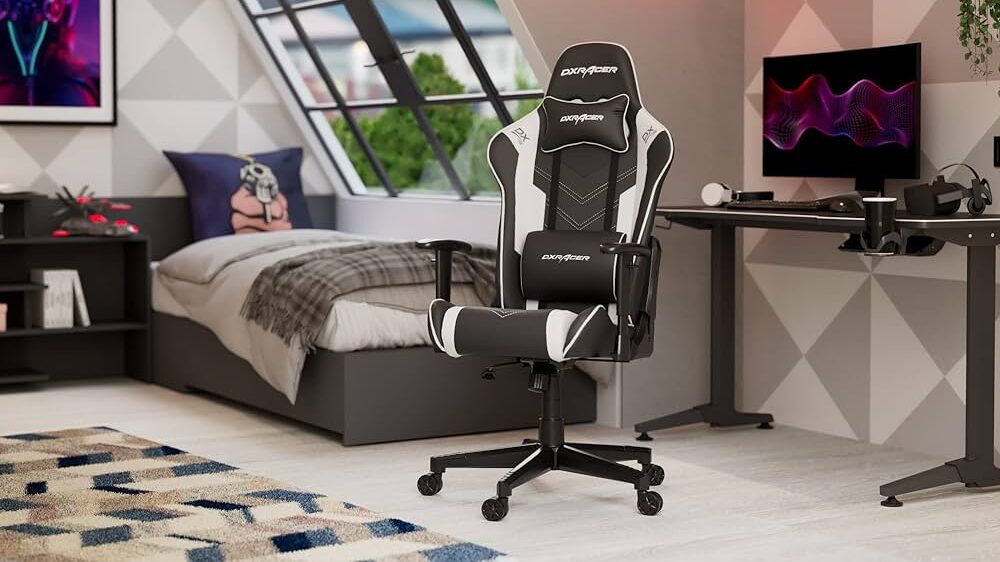 بهترین صندلی های گیمینگ | راهنمای خرید جامع_غروب شهر 24 تصویری از صندلی دی ایکس ریسر مدل پرینس