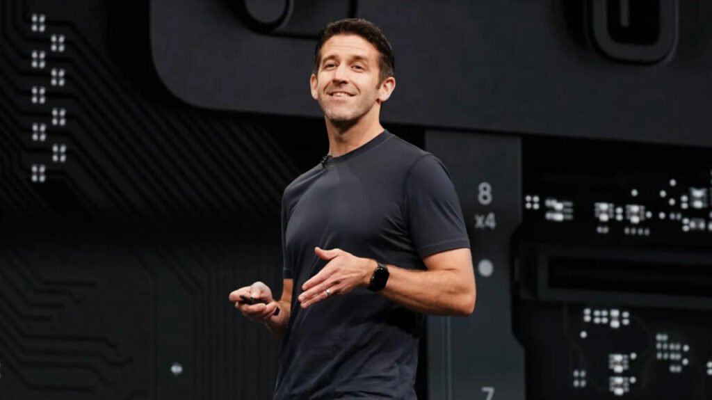 1715242135 544 چه فردی سپس از تیم کوک، مدیرعامل تازه اپل می‌شود؟ غروب