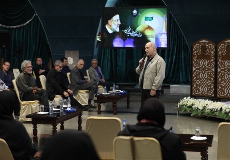 وجود هنرمندان در مراسم شهید رئیسی + عکس_غروب شهر 5 هنرمندان , حادثه بالگرد رئیس جمهور , شهید ,