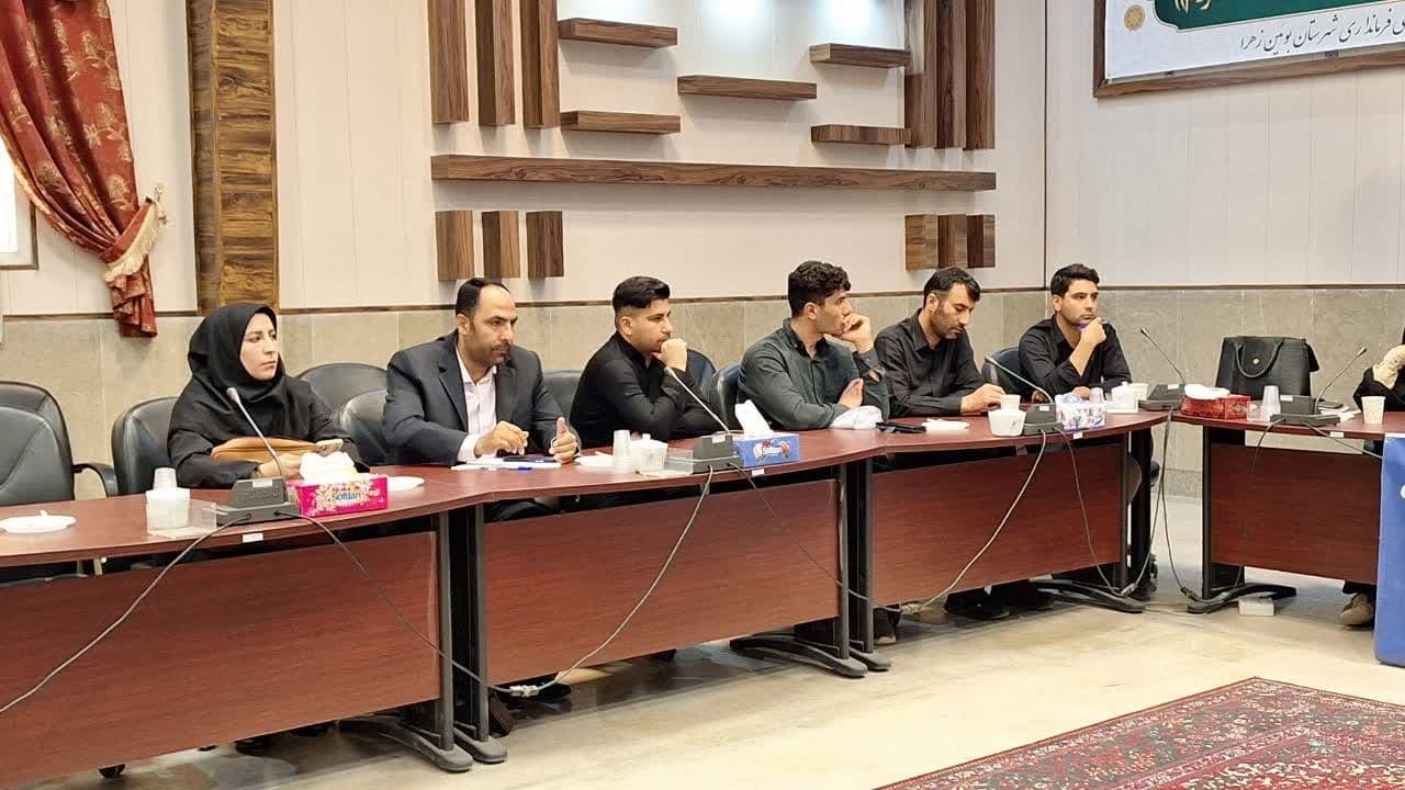 مشکل اشتغال در شهرستان بویین زهرا حل شده و در این شهرستان بیکار نداریم مشکل اشتغال در شهرستان بویین زهرا حل شده و در این شهرستان بیکار نداریم