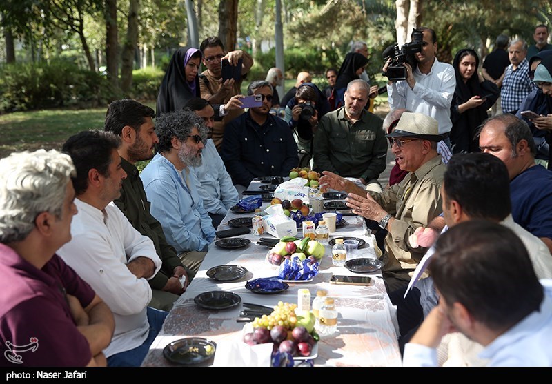 در پشت صحنه «چرخ گردون2»/از شوخی لولایی تا ماجرای «خندوانه»_غروب شهر 2 سریال , صدا و سیما ,