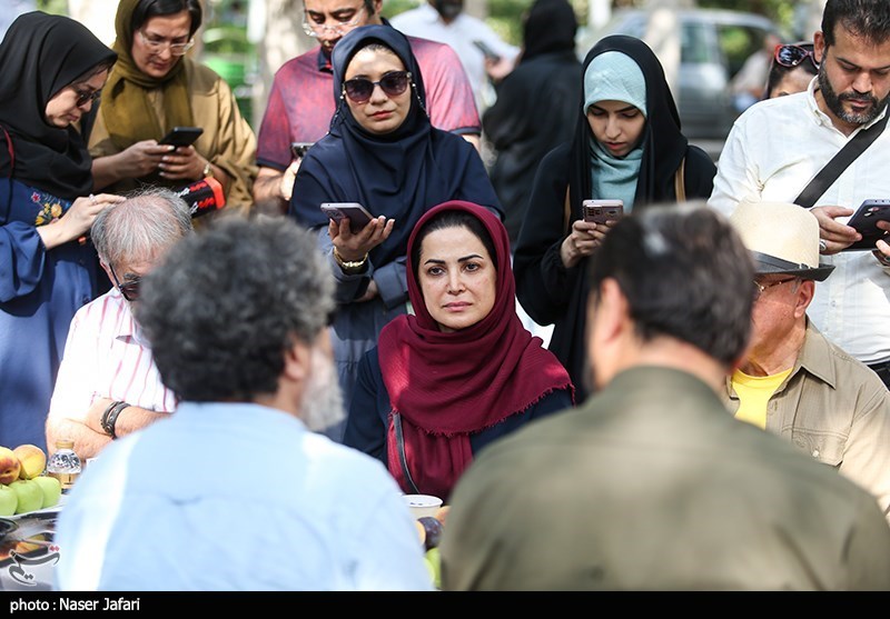 در پشت صحنه «چرخ گردون2»/از شوخی لولایی تا ماجرای «خندوانه»_غروب شهر 9 سریال , صدا و سیما ,