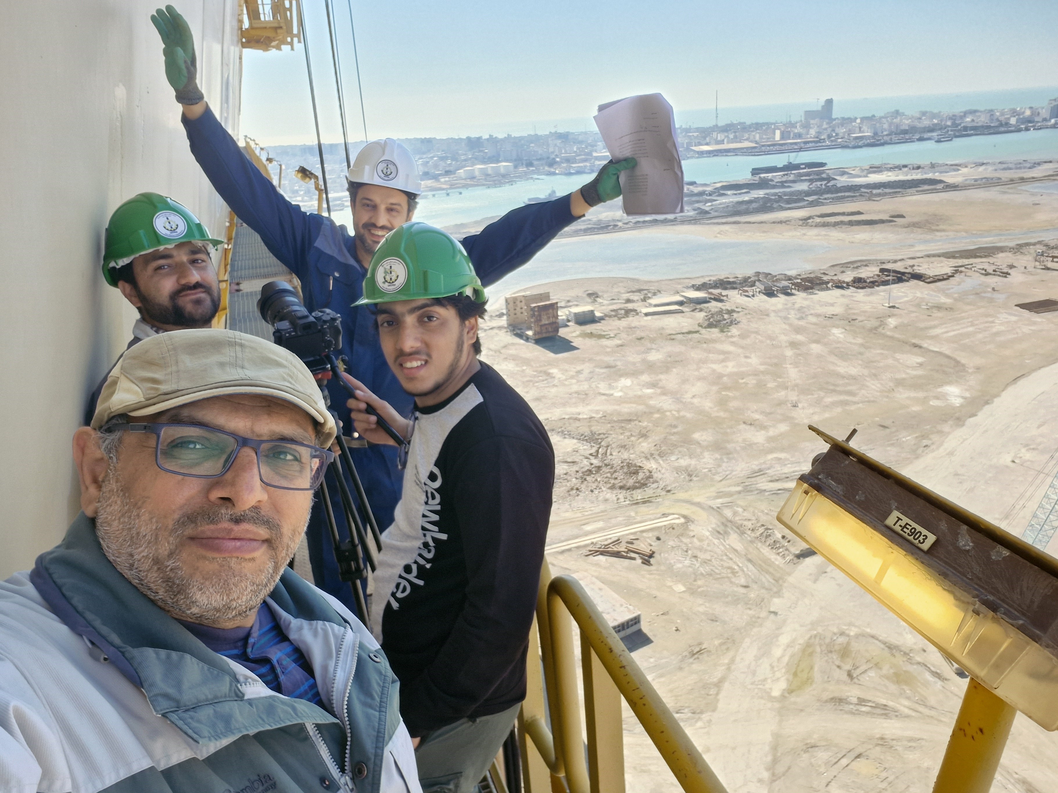 "ابرسازه های ایران" روبه رو دوربین/معارفه سازه های بزرگ کشور_غروب شهر 1 مستند , سینما , سینمای جهان , تلویزیون ,