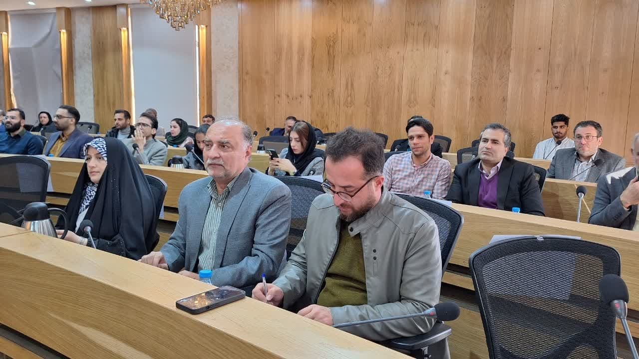 صنعتگران به اعتلای ورزش استان قزوین کمک موثری کرده اند