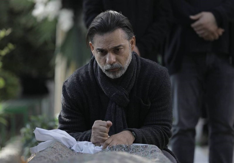 «نمایش خشن خانگی» را به سود جامعه مدیریت کنیم_غروب شهر 8 نمایشخانگی , سریال , سینما , نمایش خانگی ,