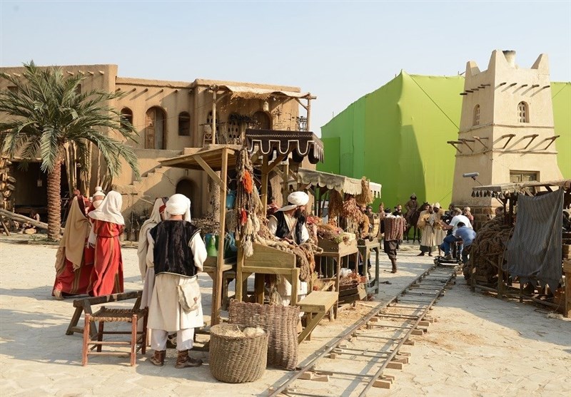 فرهاد اصلانی و امیررضا دلاوری در پشت صحنه «سلمان فارسی»_غروب شهر 5 سریال , تلویزیون , فرهاد اصلانی ,