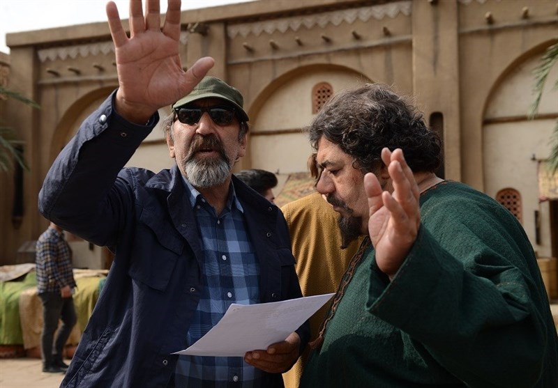 فرهاد اصلانی و امیررضا دلاوری در پشت صحنه «سلمان فارسی»_غروب شهر 7 سریال , تلویزیون , فرهاد اصلانی ,