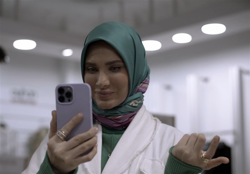 چالش اینفلوئنسرها با سریال «فریبا»؛ قبول یا تقبیح؟_غروب شهر 5 سریال , تلویزیون , صدا و سیما , شبکه سه سیما , عکس ,