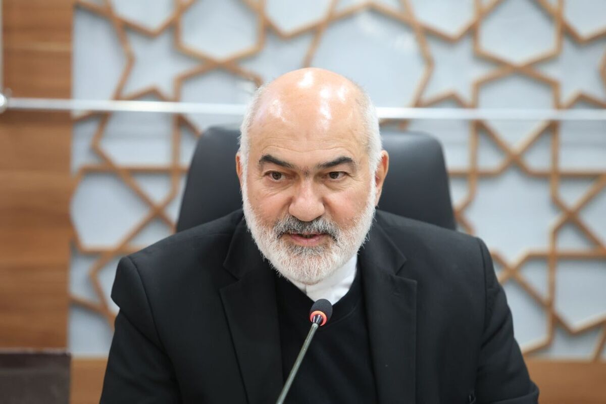 ایران فقط تهران نیست/ عزم جدی دولت برای افزایش اختیارات استانداران ایران فقط تهران نیست/ عزم جدی دولت برای افزایش اختیارات استانداران