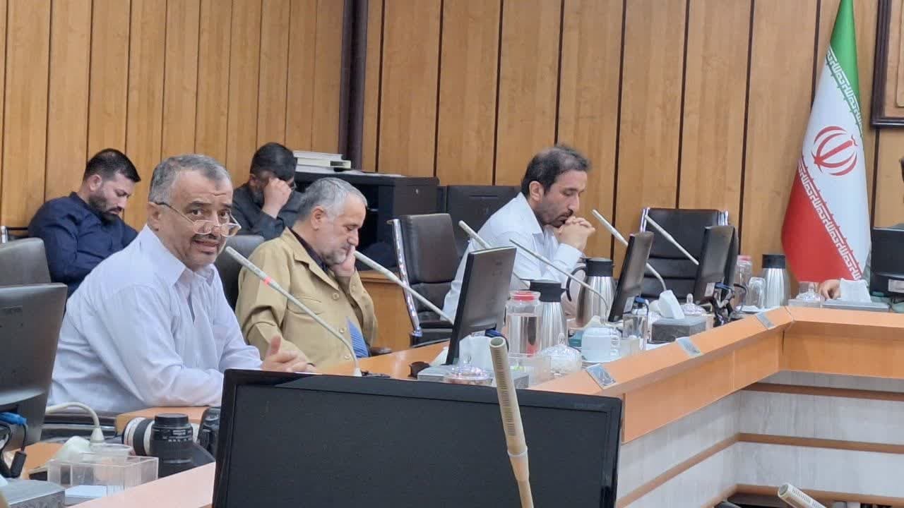 آمدن یا نیامدن شهردار قزوین به نشست شورا/ اصل موضوع چیز دیگری است